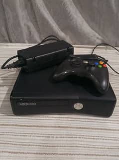 Xbox 360 with free 5 games