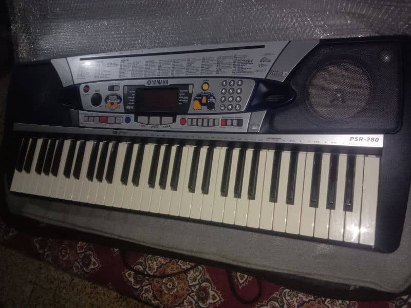 Yamaha PSR 280 2