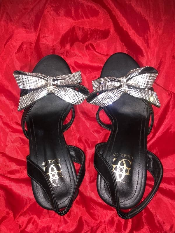 New Beautiful Heels for Sale only for 2800 2