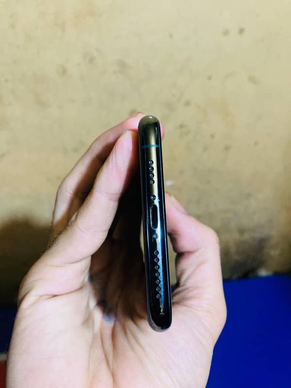 iPhone 11pro max non pta 2