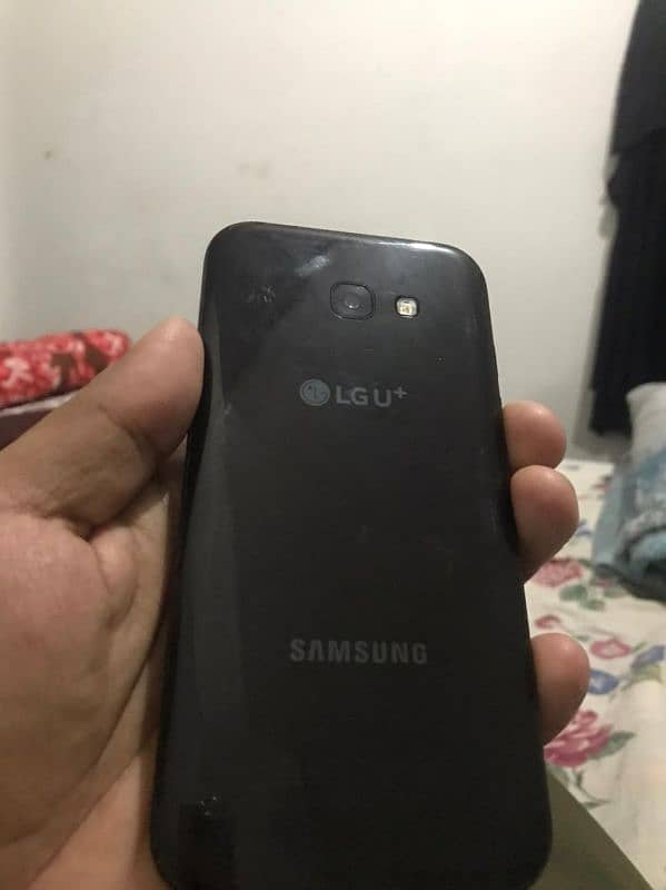 galaxy A5 20   03286169971call or whatsapp dono is pr hai 4