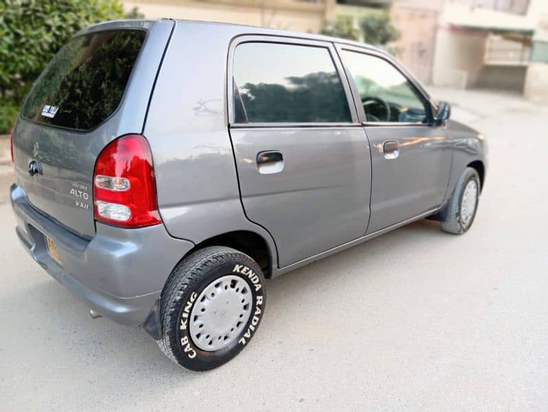 Suzuki Alto 2011/12 4