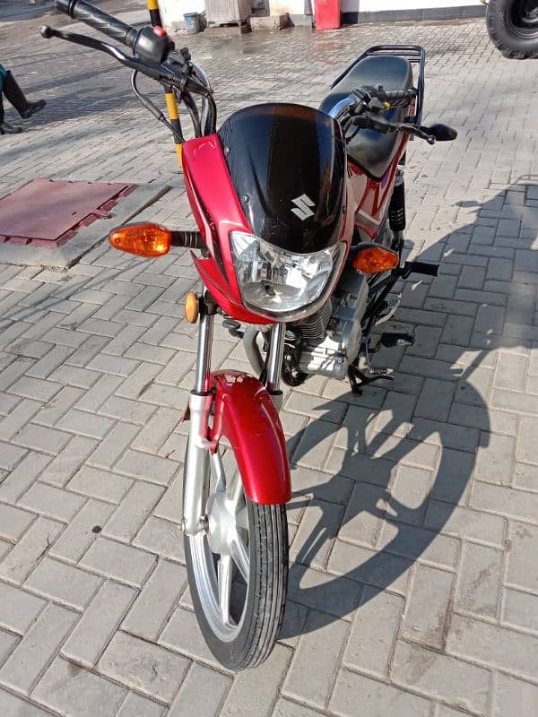 Suzuki GD 110 for sale first owner one hand use. 4