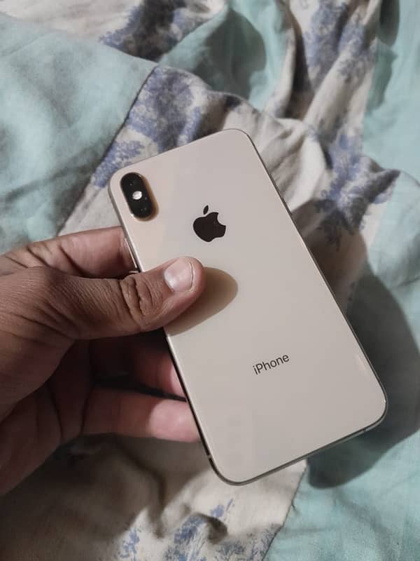 iPhone XS 0