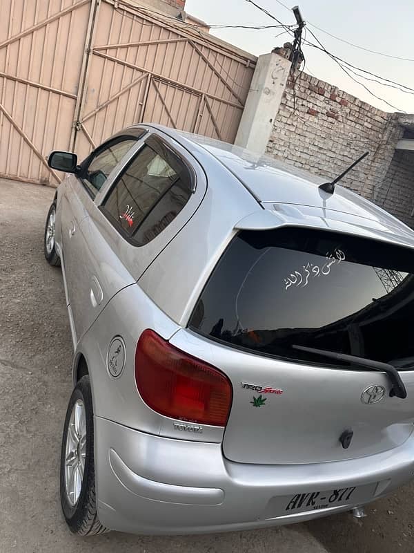 Toyota Vitz 2005 3