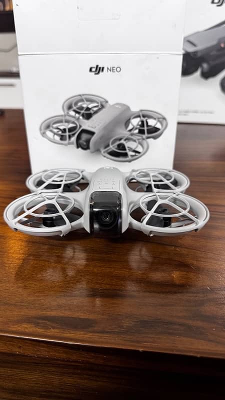 DJI NEO 3