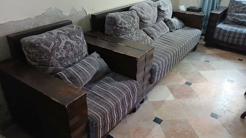 5 seater Sofa 6