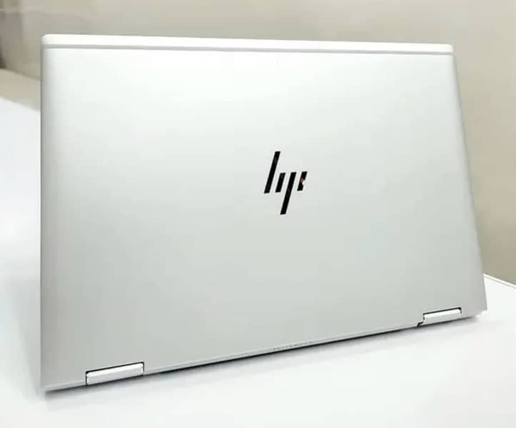 HP ELITEBOOK 1030 G2 16/512 2