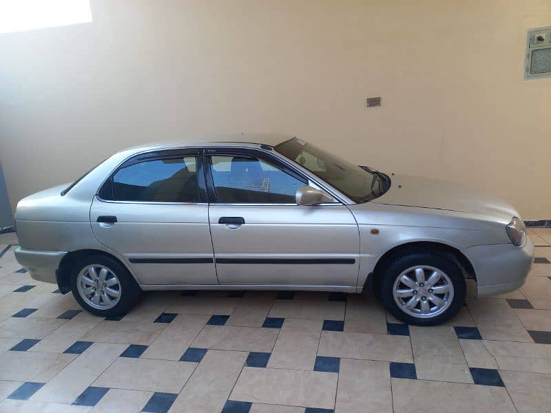 Suzuki Baleno 2004 1