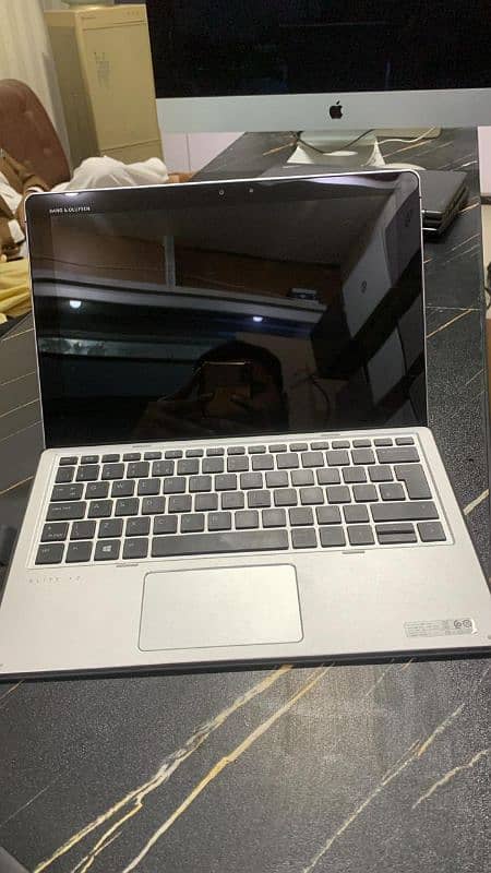 HP ELITEBOOK K2 1012 1