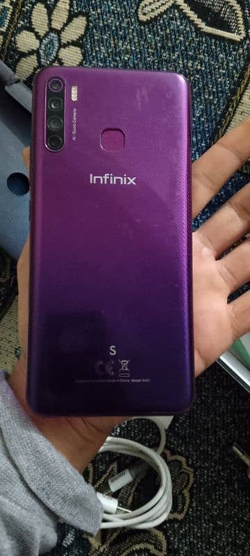 Infnix s5 4/64 with box charger 3