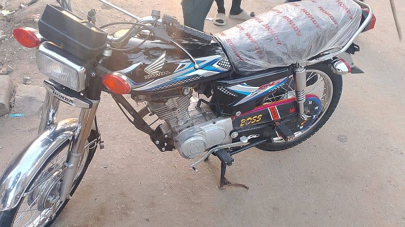 Honda 125 nwab shah num 1