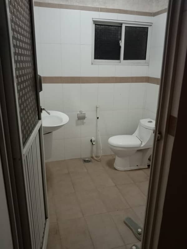 WELL MAINTAINED FLAT IS AVAILABLE FOR SALE 19