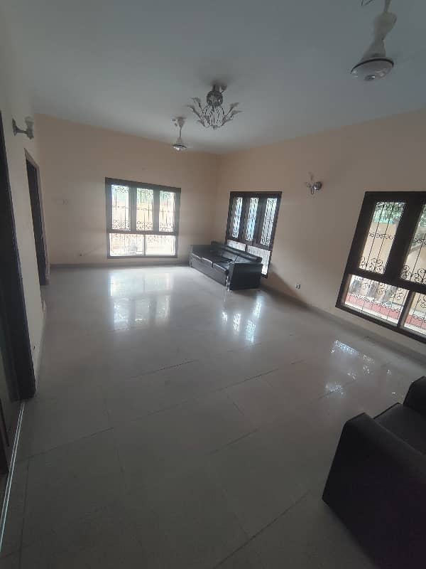 300 YARDS MAINTAINED HOUSE IS AVAILABLE FOR SALE 16