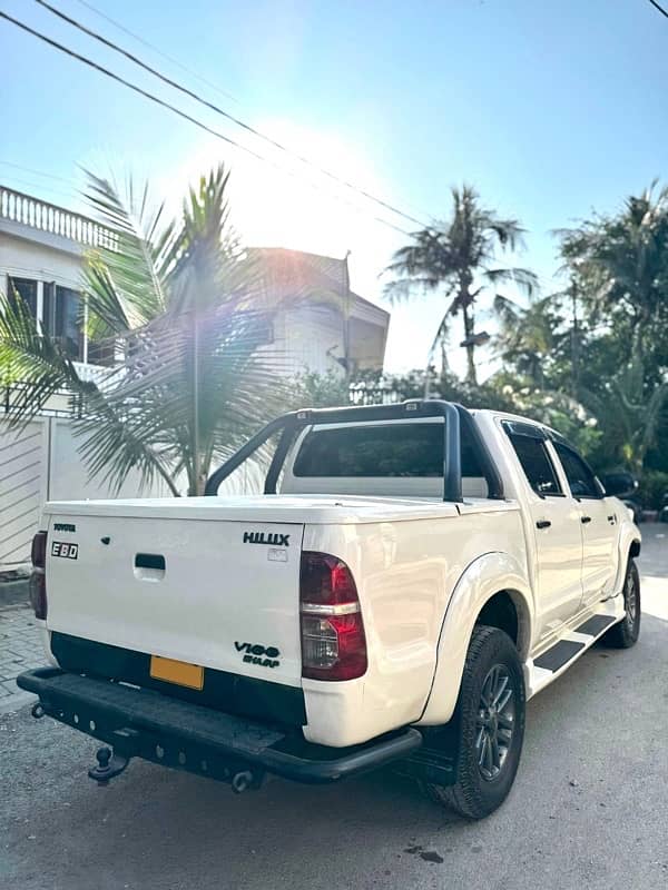 Toyota Hilux 2014 4