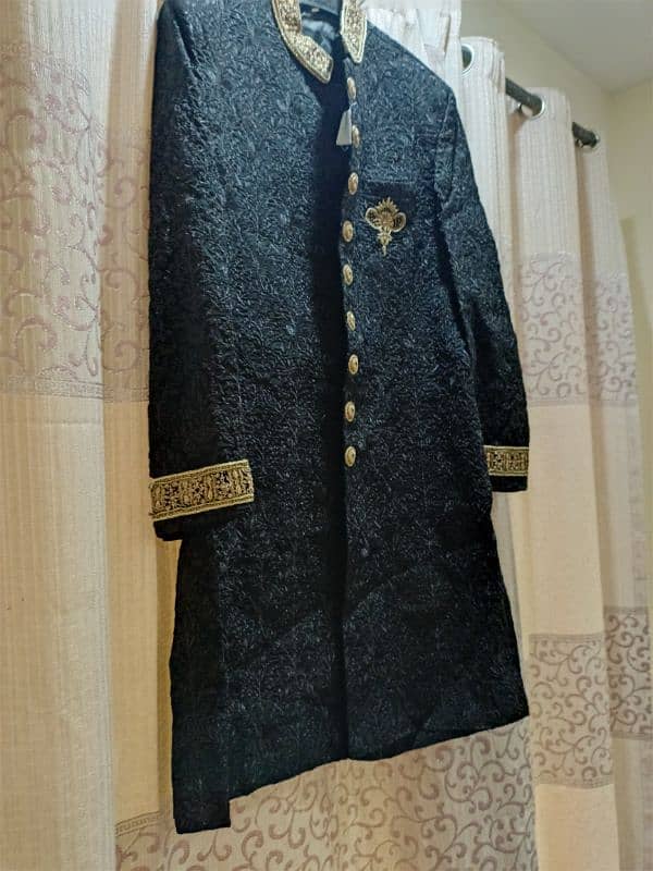 Grooms black and golden sherwani 6