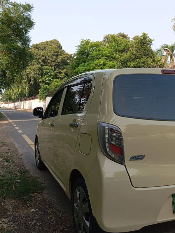 Daihatsu Mira 2014 4