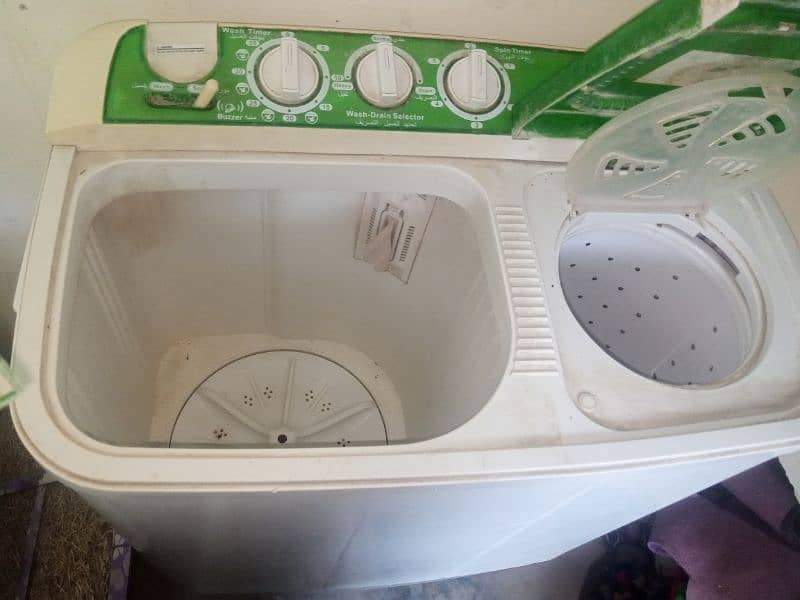 Panasonic Twin Tub Washing Machine 2