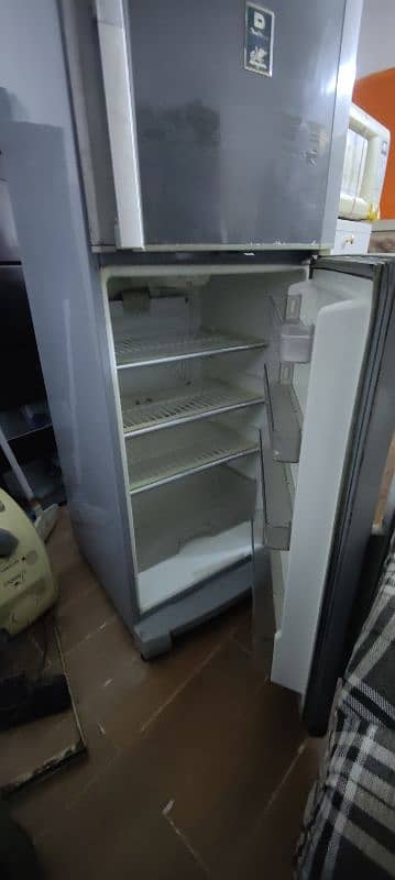 Dawlance fridge 1