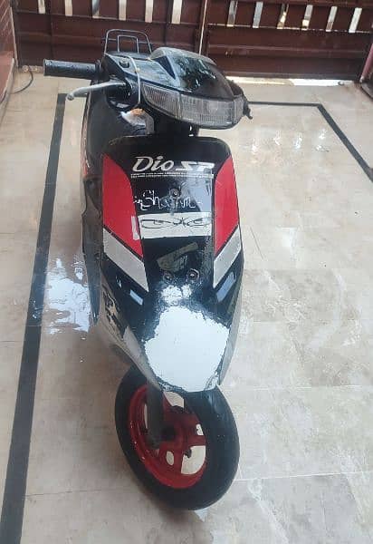 Honda Dio 2 stroke scooter 50cc 0