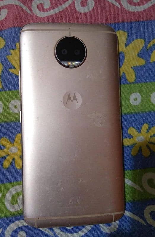 Moto G5s Plus 3/32 GB 1