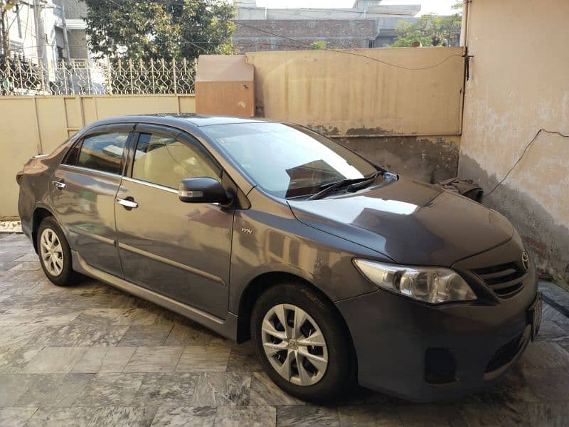 Toyota Corolla GLI 2013 4