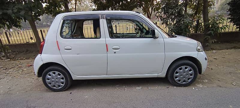 Daihatsu Esse 2007 12