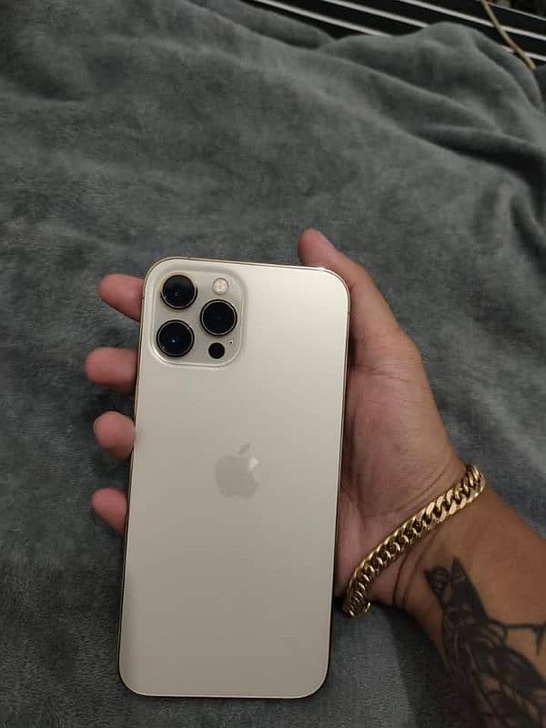 Iphone 12 Pro 256 Gb Golden color 0