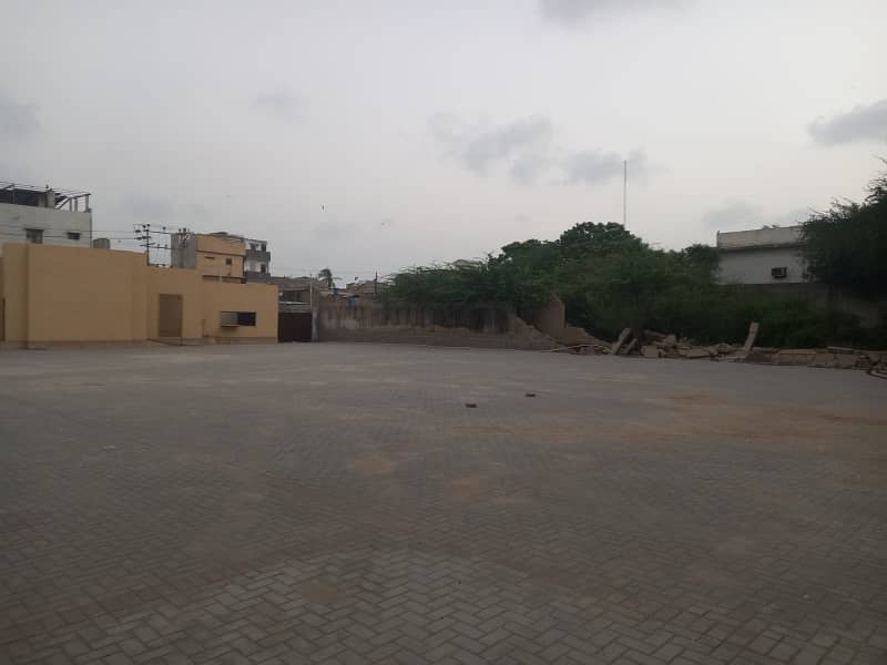 Main Sharah E Faisal Facing Near Air Port 2000 Sq Yards Commercial Land For Banquet 2