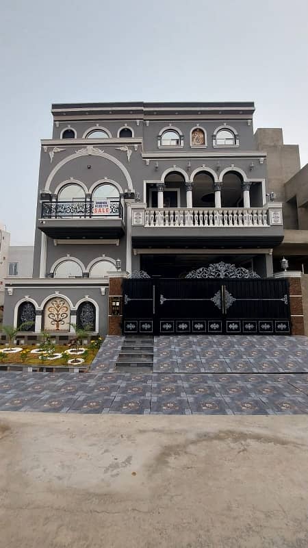 Unoccupied Prime Location House Of 10 Marla Is Available For Sale In LDA Avenue 0