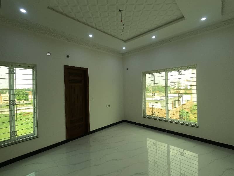 7 Marla House In Only Rs. 27000000 14