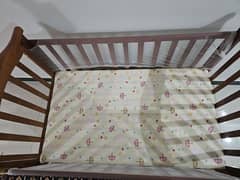 baby cot