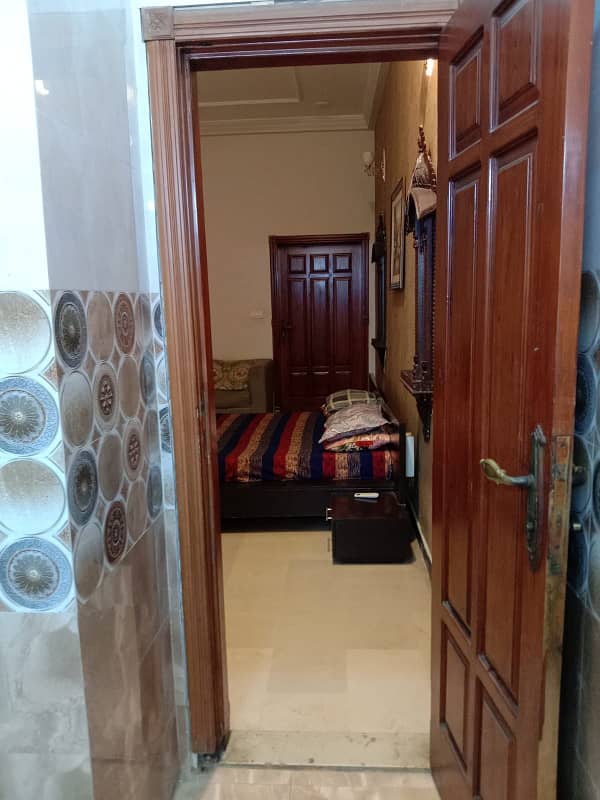 1 KANAL BEST LOCATION FULL HOUSE AVAILABLE FOR RENT IN NFC PHASE 1 - BLOCK D 10