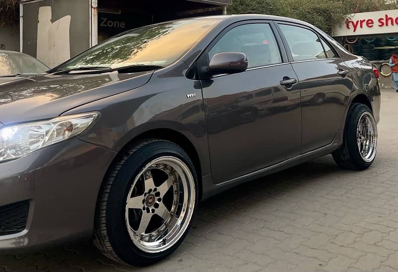 Toyota Corolla GLI 2010 3