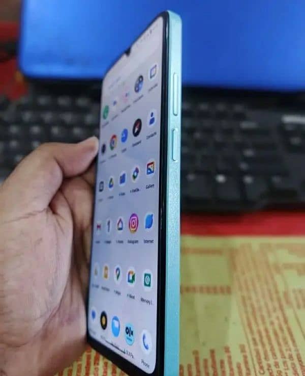 realme c51 mint Green Clr 2