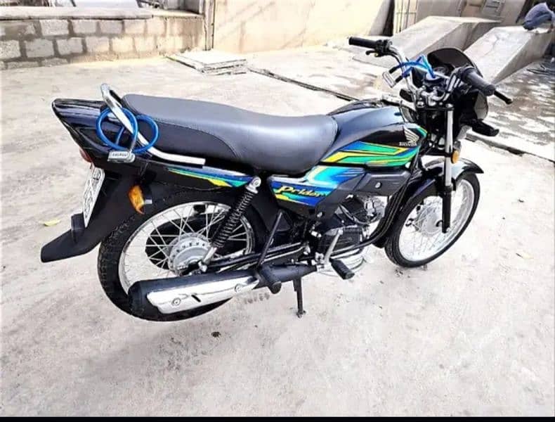 Honda Pridor 2024 april  urgent for sale (with cd 70  exchange) 1