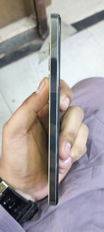 vivo y100 8.255 GB 1