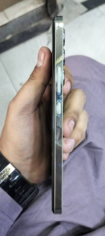 vivo y100 8.255 GB 3