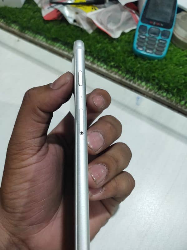 iPhone 6 plus pta 16 GB original 4