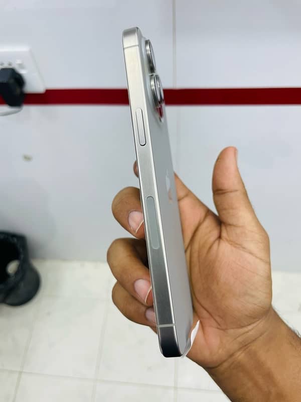 Iphone 15ProMax 256GB Jv Non Pta 4