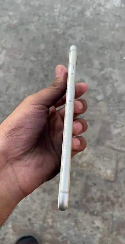 IPHONE 8 PLUS NON PTA 3