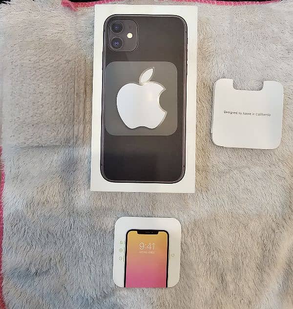 iphone 11 with box, original Apple sticker, and with many back coverzZ 0