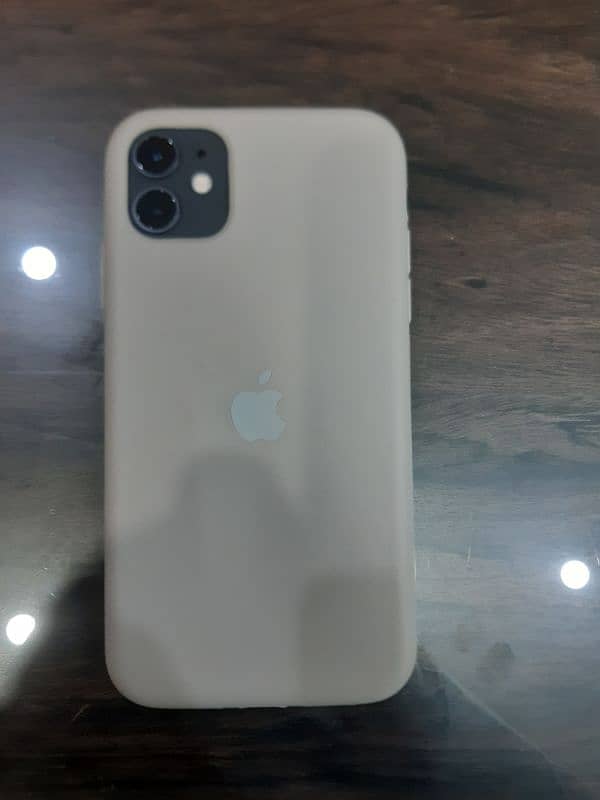 IPhone 11 Black 3