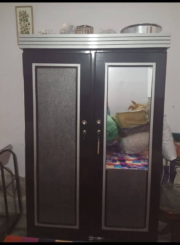 Best Wooden Wardrobe Urgent Sale 0