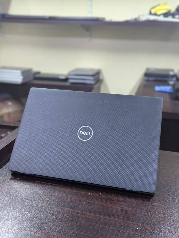 Dell Latitude e7420 i7 11th generation *Touchscreen* 1