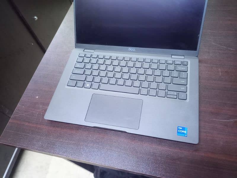 Dell Latitude e7420 i7 11th generation *Touchscreen* 6