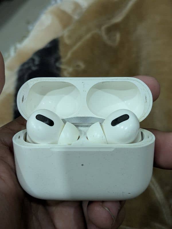 Airpods pro 0