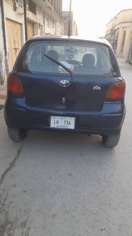 Toyota Vitz 2004 4