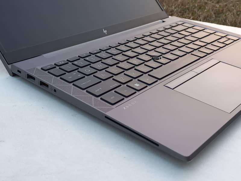 hp zbook firefly g8 core i7 11th gen | Mobile Workstation 7