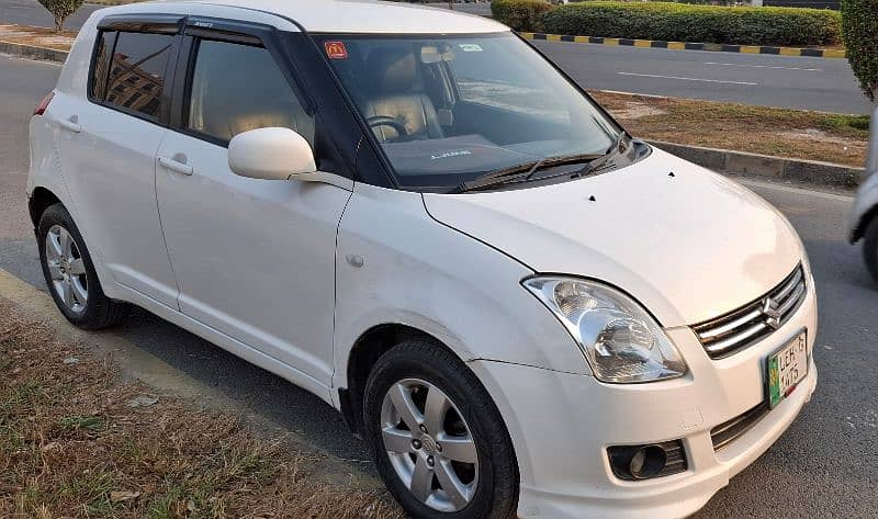 Suzuki Swift 2013 DLX 1.3 1